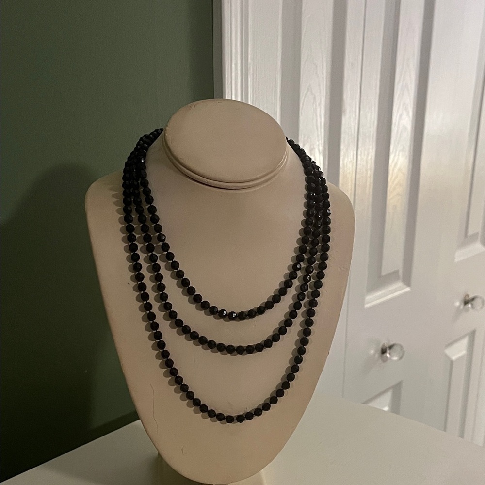 Elegant Vintage Black Beaded Necklace
